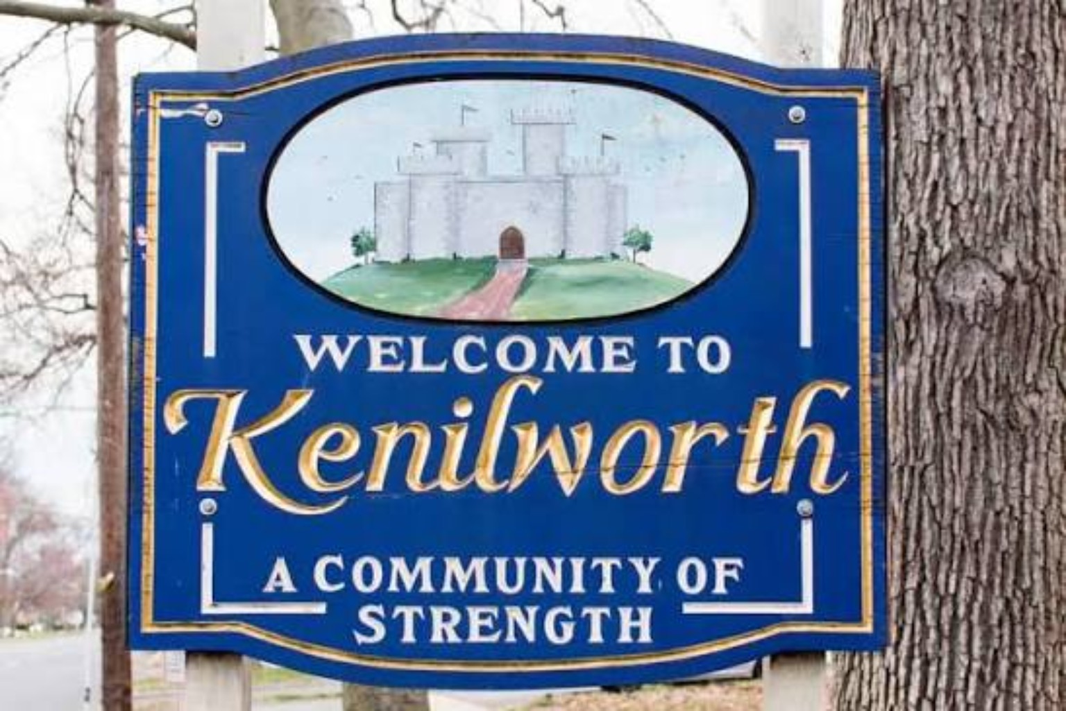 Welcome to Kenilworth town sign